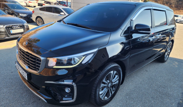 KIA CARNIVAL  2.2 DISEL  luxury