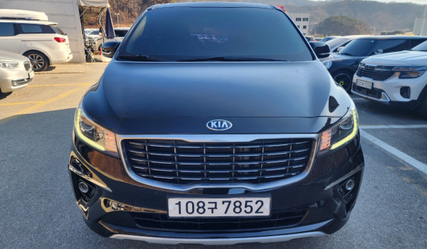 KIA CARNIVAL  2.2 DISEL  luxury