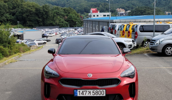 STINGER 2.0 TURBO 2WD PLATINUM