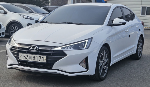 THE NEW AVANTE AD 1.6 STYLE