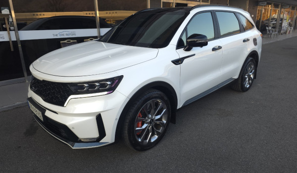 SORENTO 4TH 2.2 4WD SIGNATURE 6-МЕСТ