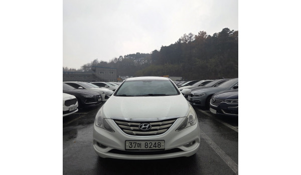 SONATA YF 2.0LPG PREMIUM