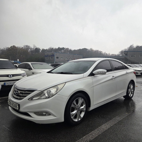 SONATA YF 2.0LPG PREMIUM