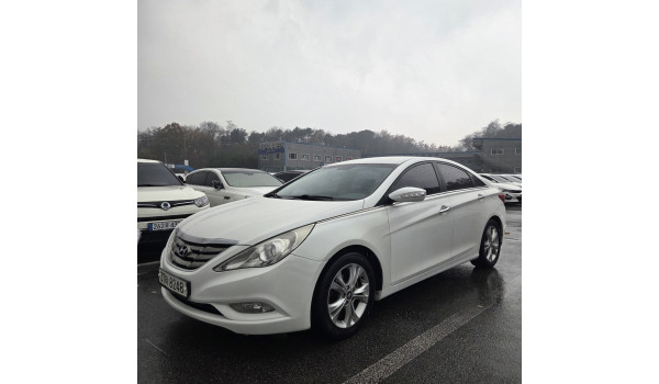 SONATA YF 2.0LPG PREMIUM