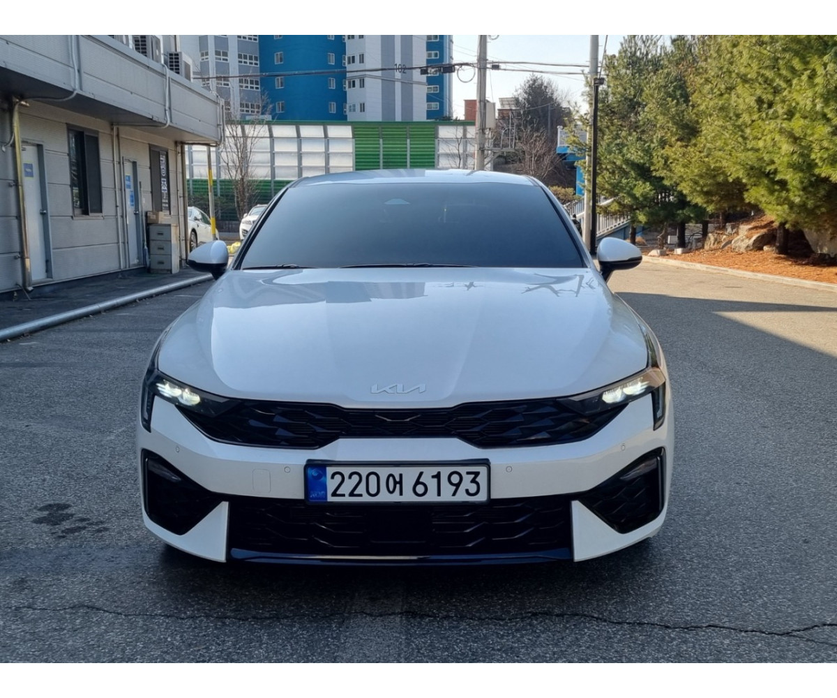 KIA THE NEW K5 3th 2.0 LPG prestige 2023.11