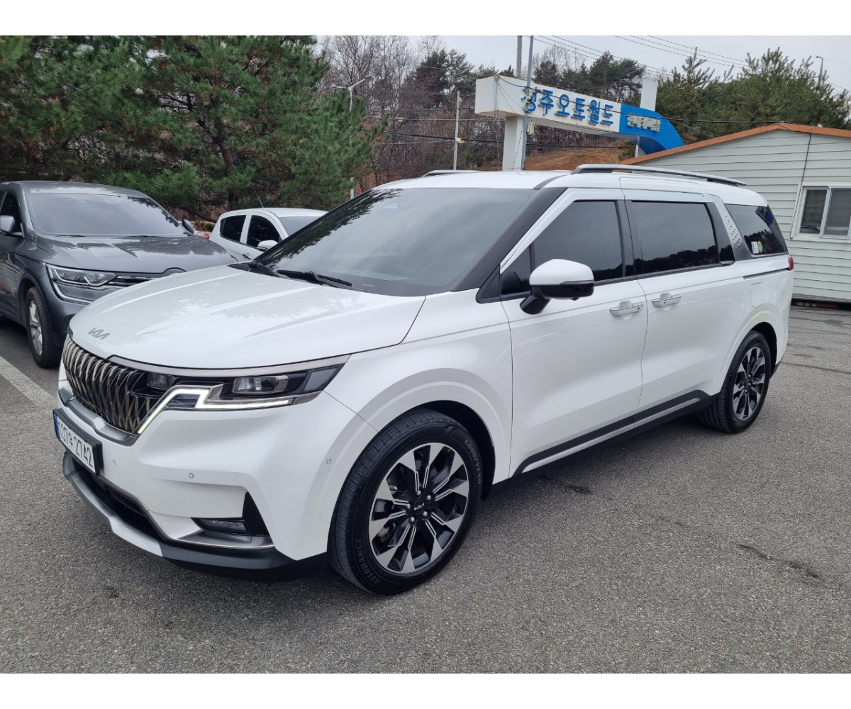 KIA CARNIVAL 4th 2.2 DISEL NOBLESS 9-МЕСТ 2023.9