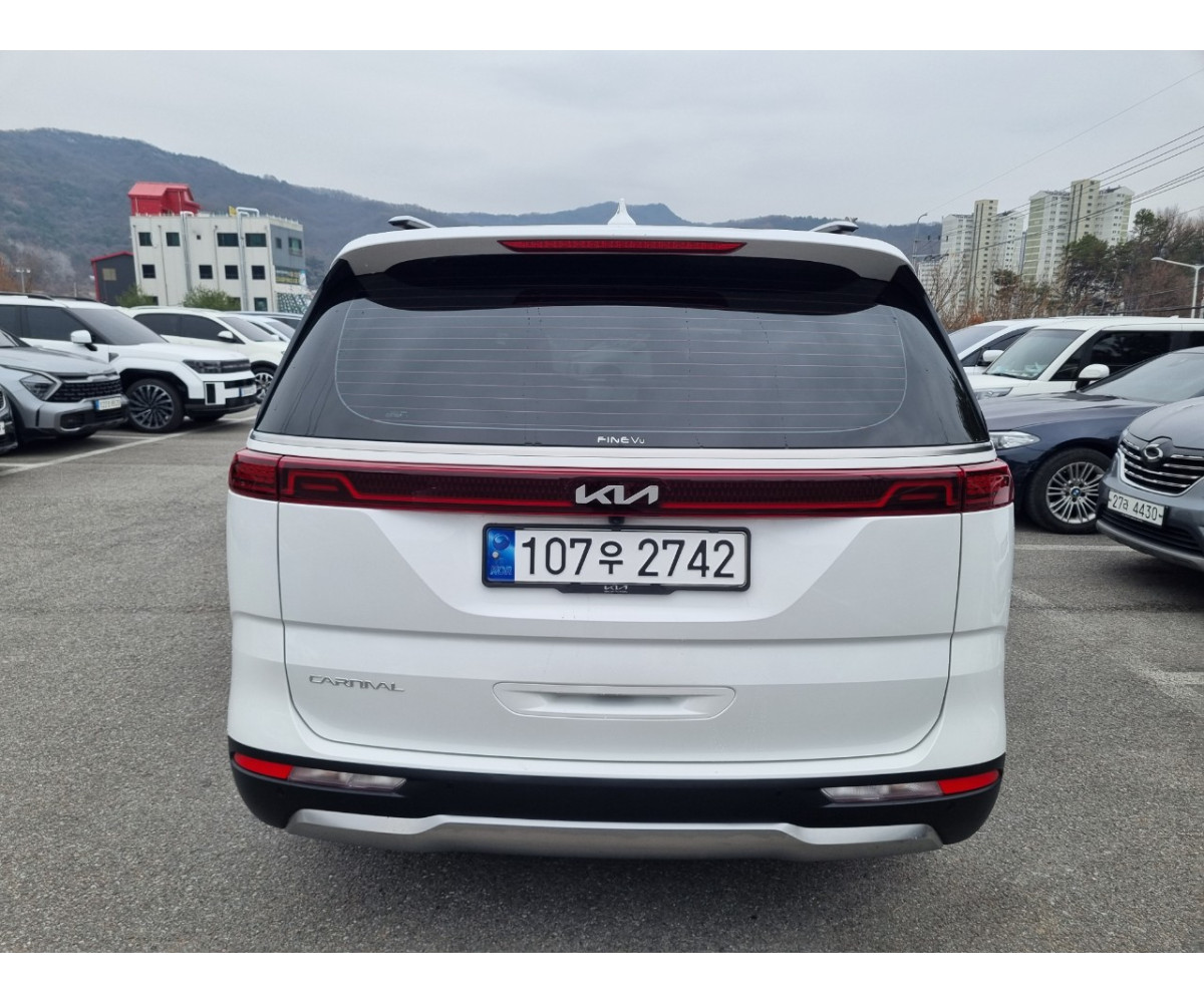 KIA CARNIVAL 4th 2.2 DISEL NOBLESS 9-МЕСТ 2023.9